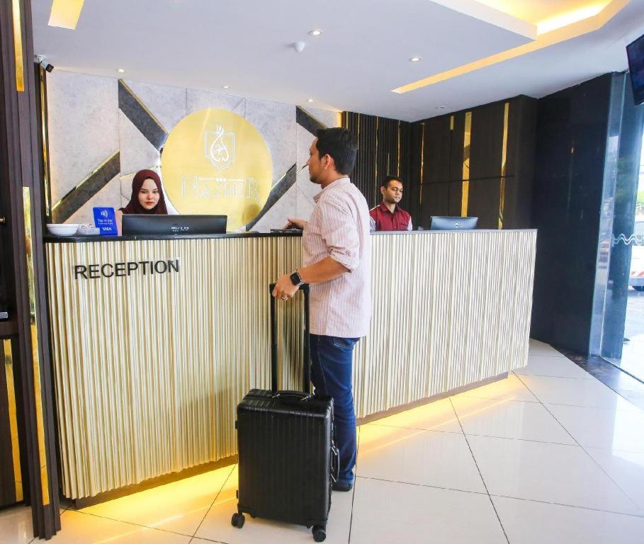 Golden Nasmir Hotel Μπουκίτ Μερταχάμ Εξωτερικό φωτογραφία